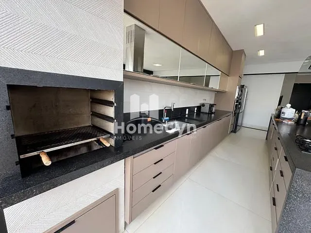 Casa com 406m² 4 quartos e 5 banheiros, para alugar, no bairro Residencial Goiânia Golfe Clube em Goiânia