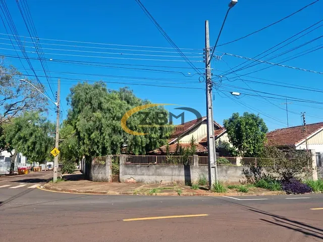 Casa com 418m², à venda, no bairro Campo Belo em Londrina