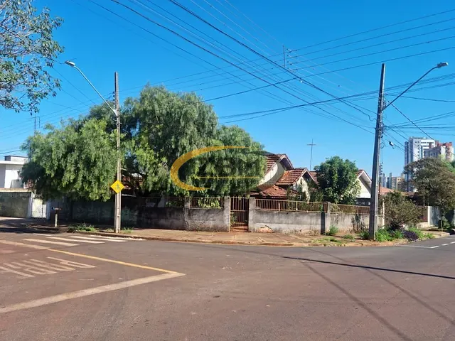 Casa com 418m², à venda, no bairro Campo Belo em Londrina