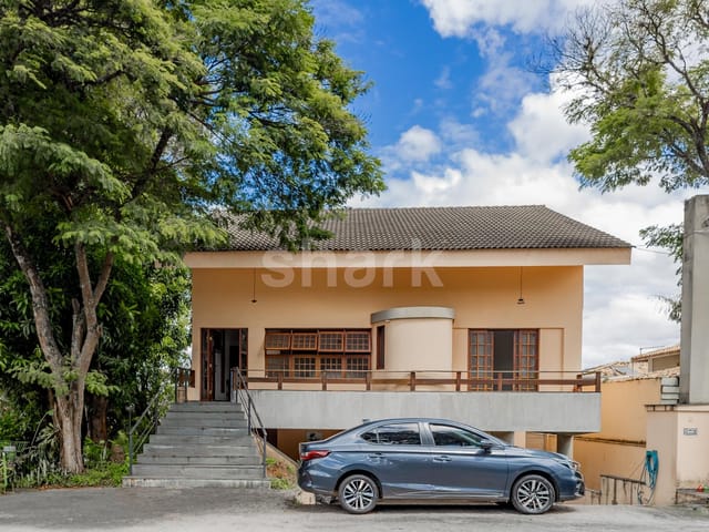 Casa com 480m² 4 quartos e 6 banheiros, à venda, no bairro Alphaville em Santana de Parnaíba