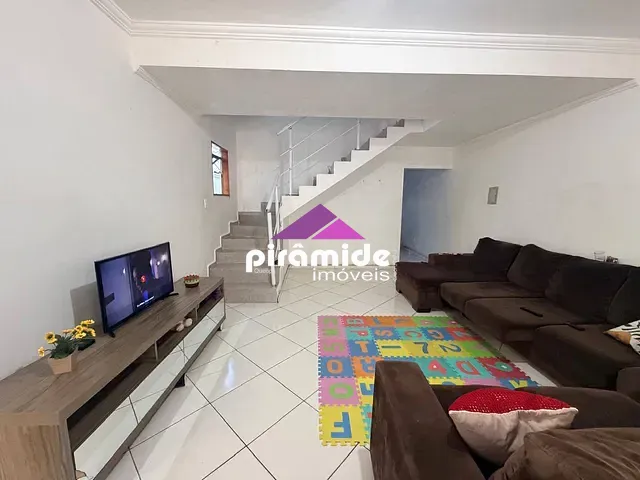 Casa com 125m² 3 quartos e 2 banheiros, à venda, no bairro Jardim Nova Flórida em São José dos Campos