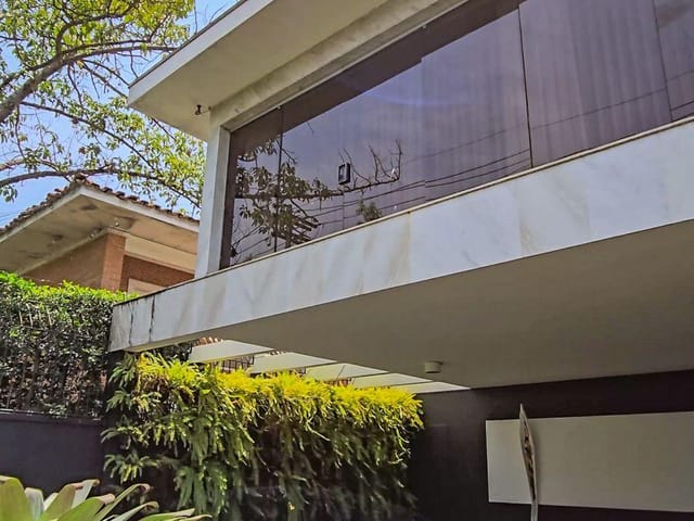 Casa com 480m² 4 quartos e 4 banheiros, à venda, no bairro Alto de Pinheiros em São Paulo