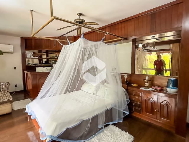 Casa com 1000m² 5 quartos e 9 banheiros, à venda, no bairro Barra da Tijuca em Rio de Janeiro