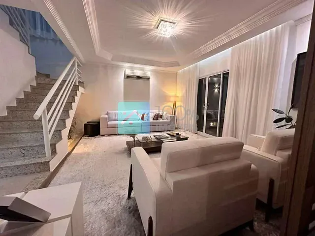 Casa com 360m² 4 quartos e 5 banheiros, à venda, no bairro Jardim das Colinas em São José dos Campos