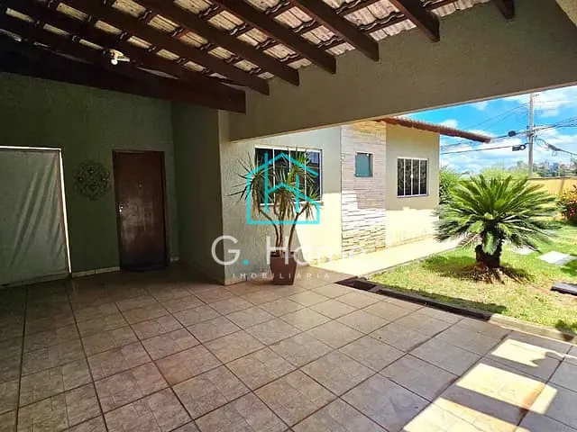 Casa com 222m² 3 quartos e 2 banheiros, à venda, no bairro Alpes em Londrina