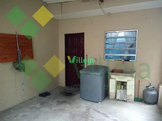 Casa 2 quartos e 1 banheiro, à venda, no bairro Perobal em Itaquaquecetuba