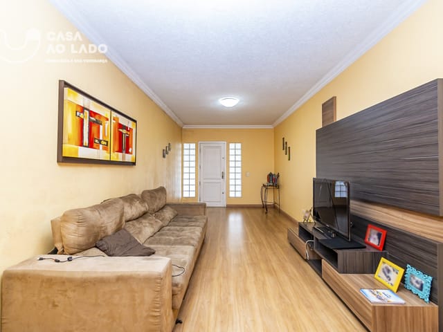 Casa 4 quartos e 4 banheiros, à venda, no bairro Novo Mundo em Curitiba