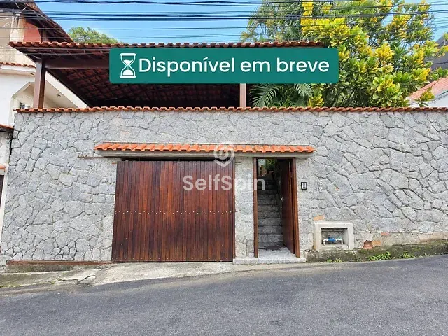 Casa 3 quartos e 2 banheiros, para alugar, no bairro Fonseca em Niterói