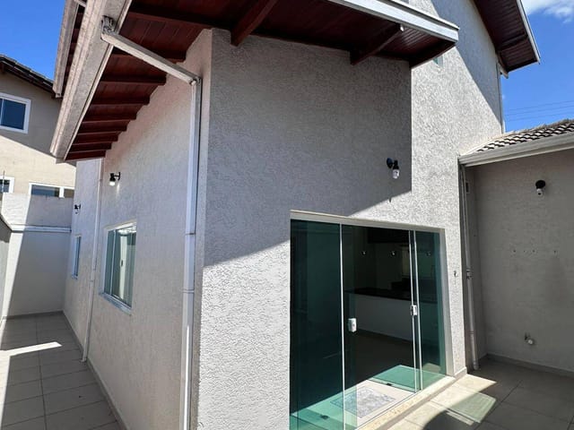 Casa com 150m² 3 quartos e 3 banheiros, à venda, no bairro Cachoeira em Extrema