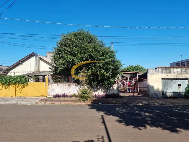 Casa com 475m² 2 quartos e 2 banheiros, à venda, no bairro Campo Belo em Londrina