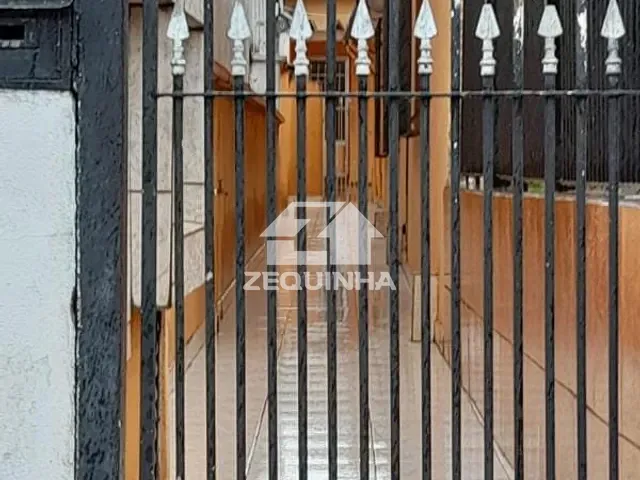 Casa com 422m² 5 quartos e 3 banheiros, à venda, no bairro Km 18 em Osasco