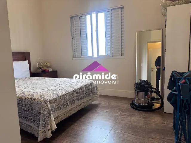 Casa com 508m² 5 quartos e 4 banheiros, à venda, no bairro Condomínio Residencial Mirante do Vale em Jacareí