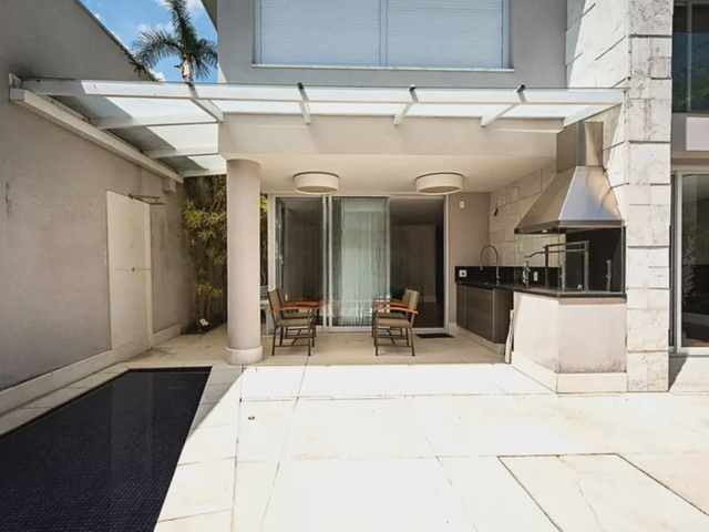 Casa com 335m² 3 quartos e 5 banheiros, à venda, no bairro Vila Nova Conceição em São Paulo