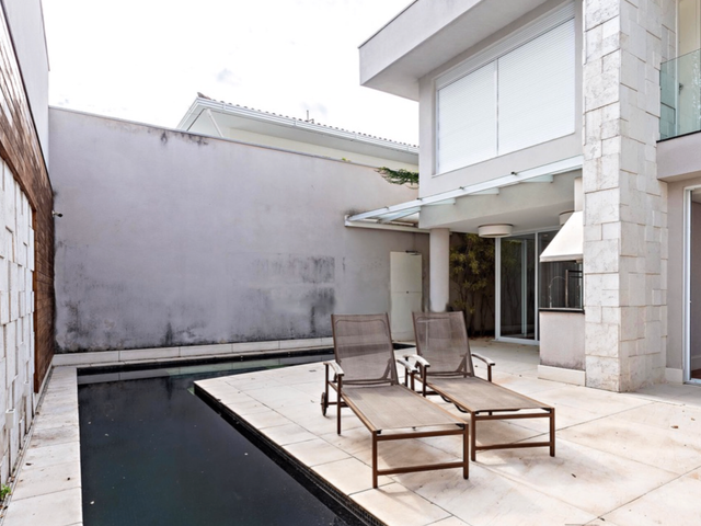 Casa com 335m² 3 quartos e 5 banheiros, à venda, no bairro Vila Nova Conceição em São Paulo