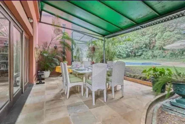 Casa com 1500m² 4 quartos e 5 banheiros, à venda, no bairro Campo Belo em São Paulo