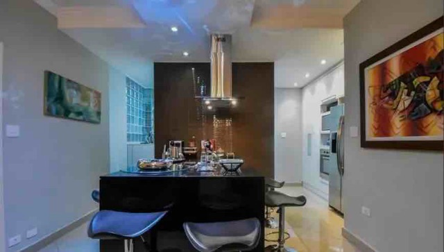 Casa com 690m² 4 quartos e 7 banheiros, à venda ou para alugar, no bairro Brooklin Paulista em São Paulo