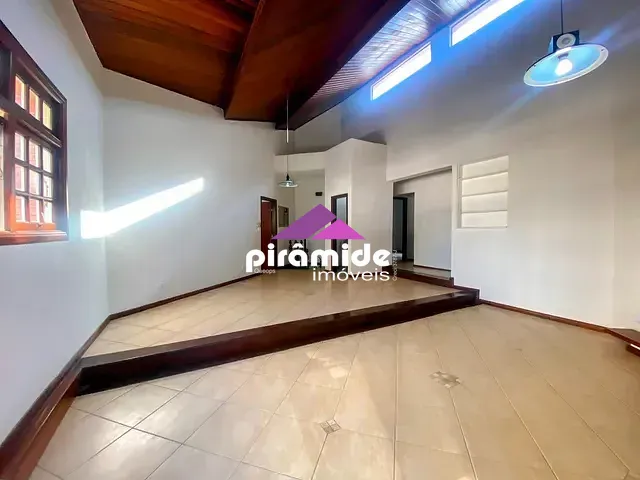Casa 5 quartos e 3 banheiros, à venda ou para alugar, no bairro Jardim Apolo II em São José dos Campos