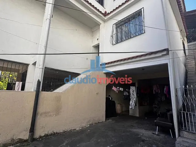 Casa 3 quartos e 2 banheiros, à venda, no bairro Vista Alegre em Barra Mansa