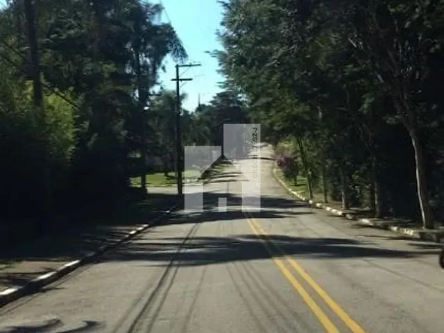 Casa com 670m² 2 quartos e 5 banheiros, à venda, no bairro Alpes dos Araçás (Jordanésia) em Cajamar