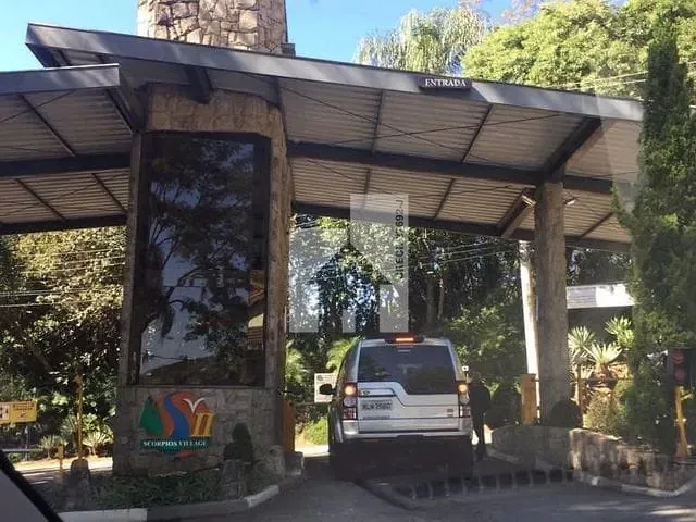 Casa com 670m² 2 quartos e 5 banheiros, à venda, no bairro Alpes dos Araçás (Jordanésia) em Cajamar