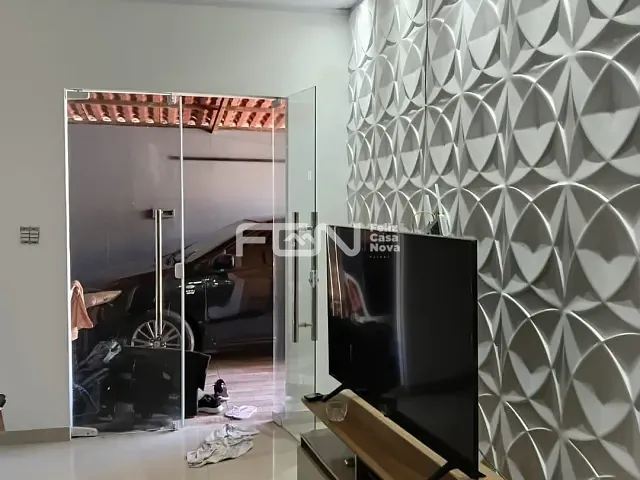 Casa 2 quartos e 1 banheiro, à venda, no bairro Novo Horizonte em Camaçari