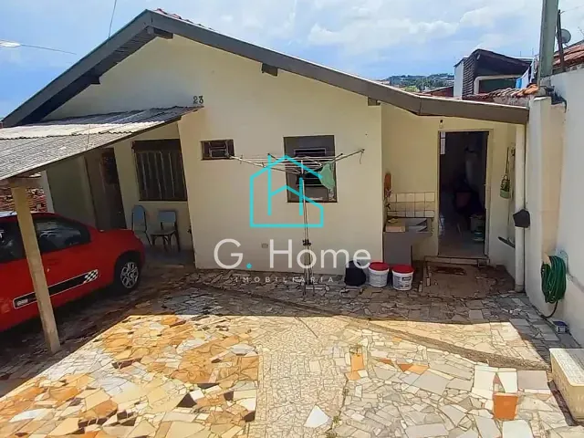 Casa com 210m² 2 quartos e 1 banheiro, à venda, no bairro Conjunto Habitacional Violim em Londrina