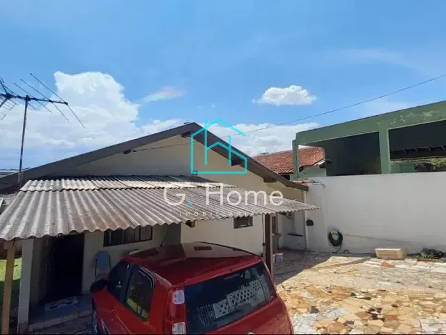 Casa com 210m² 2 quartos e 1 banheiro, à venda, no bairro Conjunto Habitacional Violim em Londrina