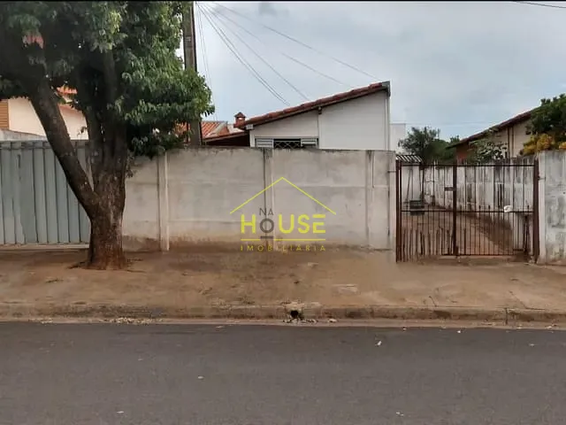Casa com 263m² 3 quartos e 2 banheiros, à venda, no bairro Parque Residencial Santa Amélia em Votuporanga