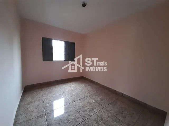 Casa com 390m² 3 quartos e 1 banheiro, para alugar, no bairro Jardim Nova Andradas em Andradas