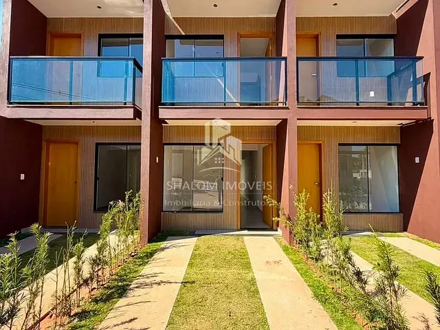 Casa 3 quartos e 3 banheiros, à venda, no bairro Parque Xangri-Lá em Contagem