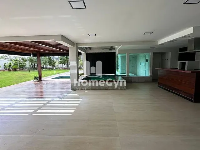 Casa com 1200m² 6 quartos e 7 banheiros, para alugar, no bairro Residencial Alphaville Flamboyant em Goiânia