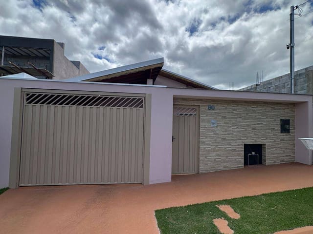 Casa com 200m² 2 quartos e 1 banheiro, à venda, no bairro Jatobás em Extrema