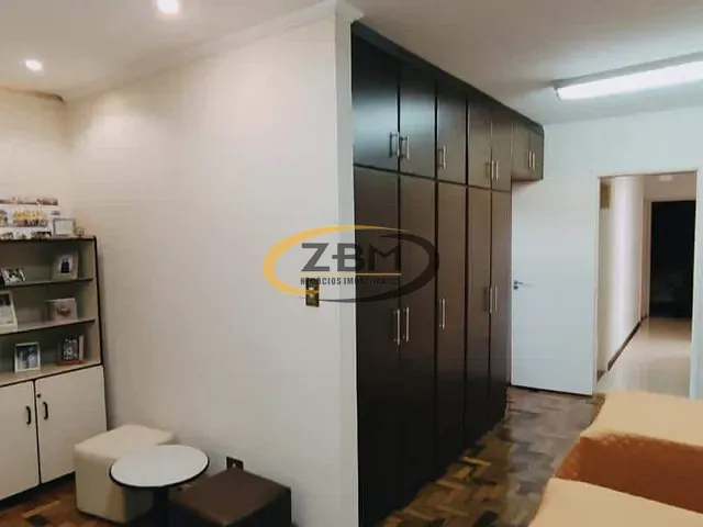 Casa 4 quartos e 2 banheiros, para alugar, no bairro Ipanema em Londrina