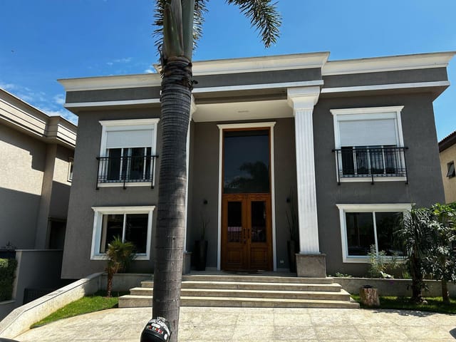 Casa com 560m² 4 quartos e 7 banheiros, à venda, no bairro Alphaville em Santana de Parnaíba
