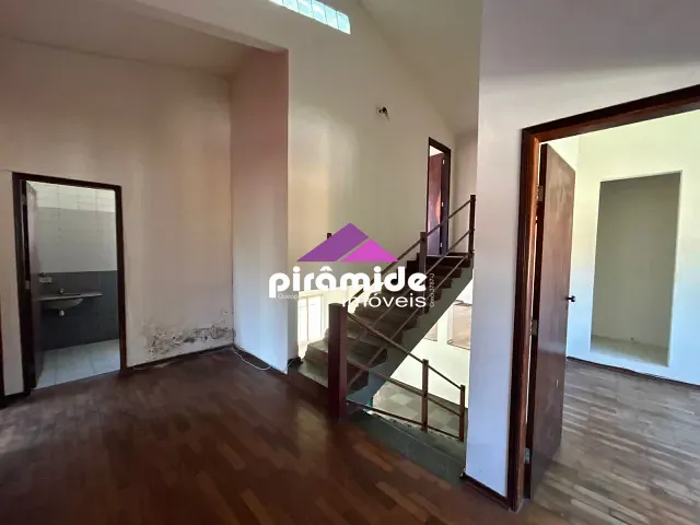 Casa com 348m² 4 quartos e 4 banheiros, à venda, no bairro Urbanova em São José dos Campos