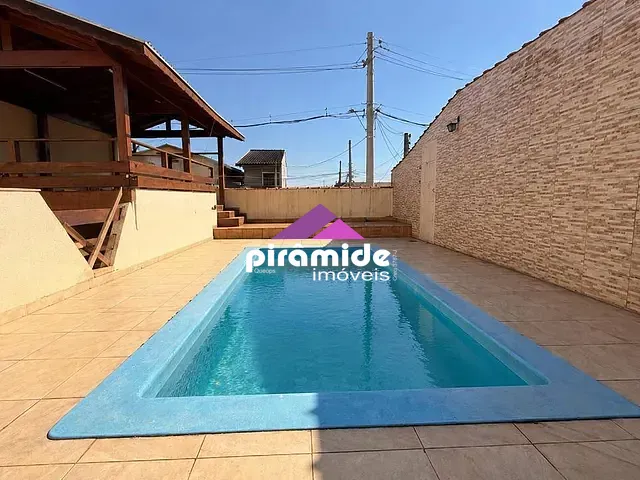Casa com 250m² 4 quartos e 3 banheiros, à venda, no bairro Jardim das Indústrias em São José dos Campos