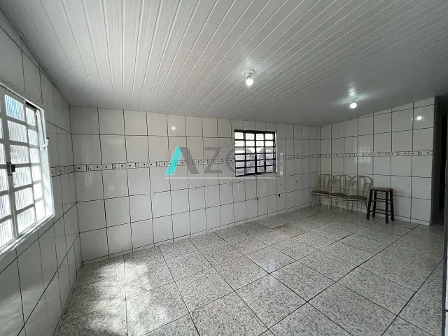 Casa com 371m² 4 quartos e 2 banheiros, à venda, no bairro Osasco em Colombo