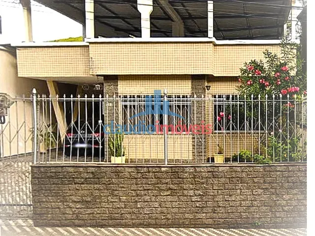 Casa com 238m² 3 quartos e 2 banheiros, à venda, no bairro Cotiara em Barra Mansa