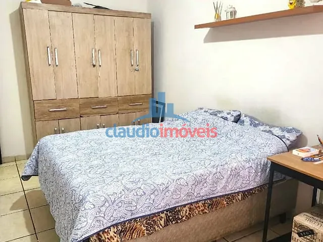 Casa com 238m² 3 quartos e 2 banheiros, à venda, no bairro Cotiara em Barra Mansa