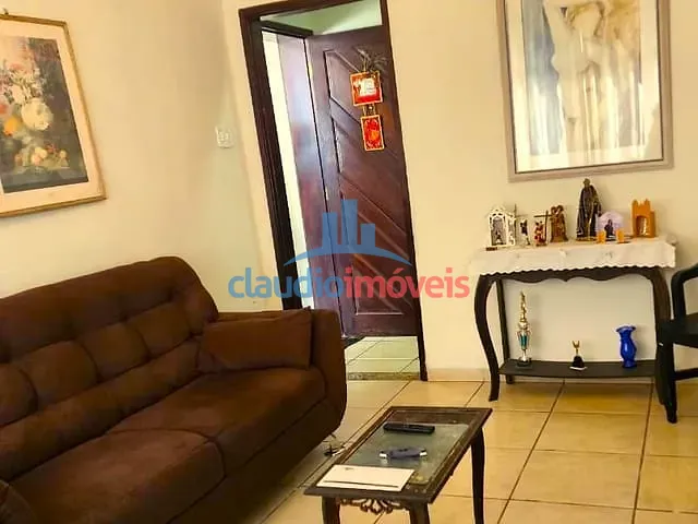 Casa com 238m² 3 quartos e 2 banheiros, à venda, no bairro Cotiara em Barra Mansa