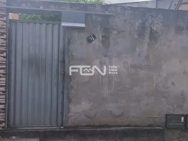 Casa 2 quartos e 1 banheiro, à venda, no bairro Centro em Camaçari