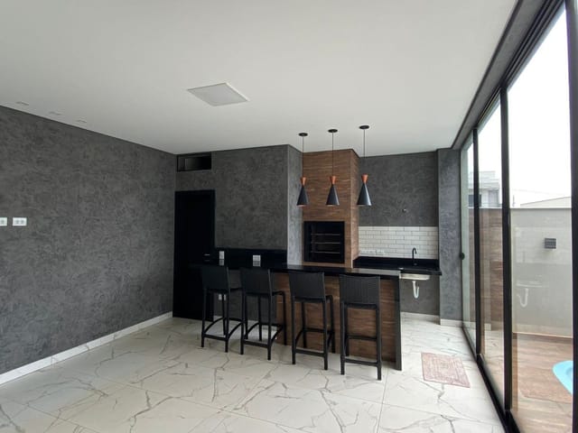 Casa com 200m² 4 quartos e 4 banheiros, à venda, no bairro Gleba Esperança em Londrina
