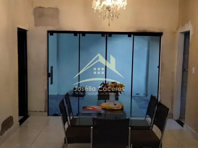 Sobrado 3 quartos e 3 banheiros, à venda, no bairro Dom Aquino em Cuiabá
