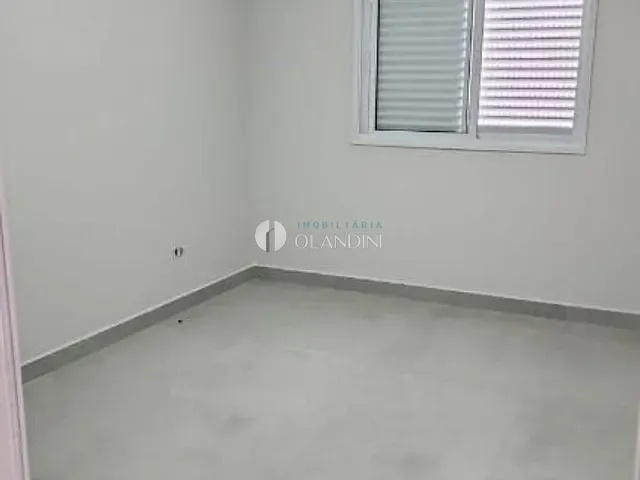 Casa com 200m² 2 quartos e 3 banheiros, à venda, no bairro Jardim Blumenau em Artur Nogueira