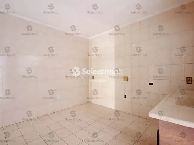 Casa com 150m² 3 quartos e 2 banheiros, à venda, no bairro Vila Magini em Mauá