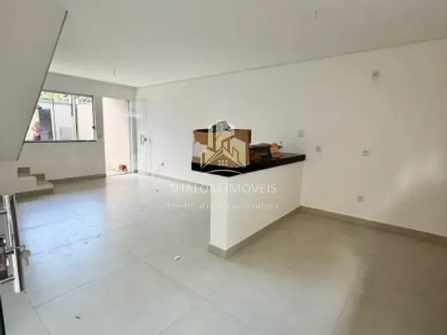 Casa 3 quartos e 3 banheiros, à venda, no bairro Parque Xangri-Lá em Contagem