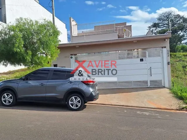 Casa 3 quartos e 4 banheiros, à venda, no bairro Residencial Jardins da Catalunha em Atibaia