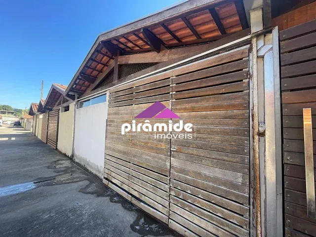 Casa 2 quartos e 1 banheiro, à venda, no bairro Morro do Algodão em Caraguatatuba
