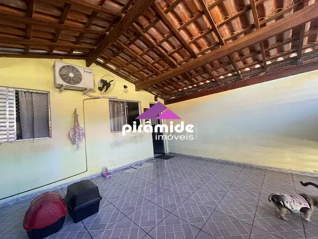 Casa 2 quartos e 1 banheiro, à venda, no bairro Morro do Algodão em Caraguatatuba