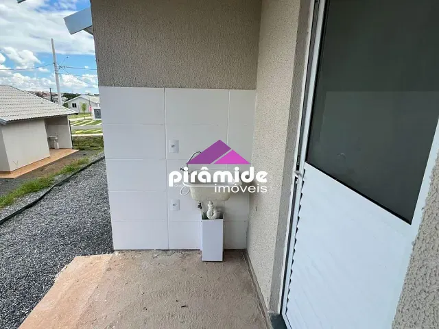 Casa com 44m² 2 quartos e 1 banheiro, para alugar, no bairro Jardim Panorama em Caçapava